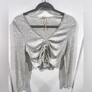 Grey cropped long sleeve shirt